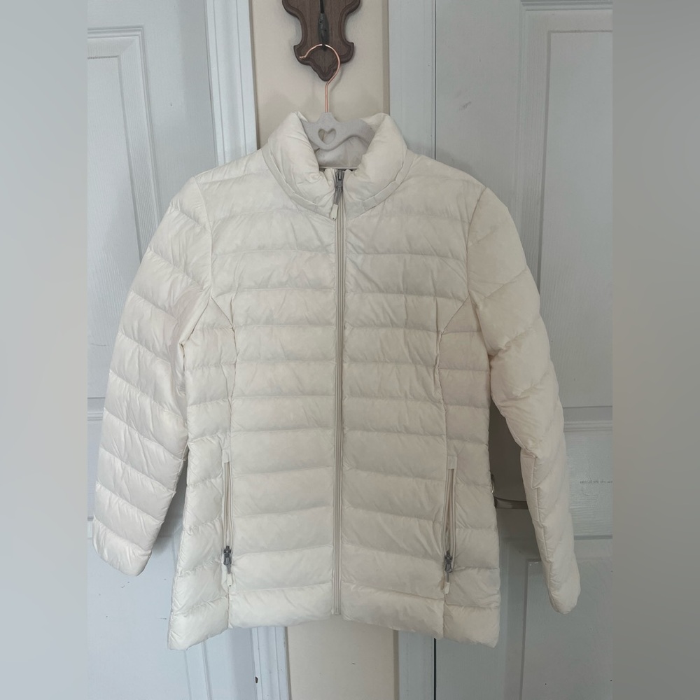 Light weight feather jacket!